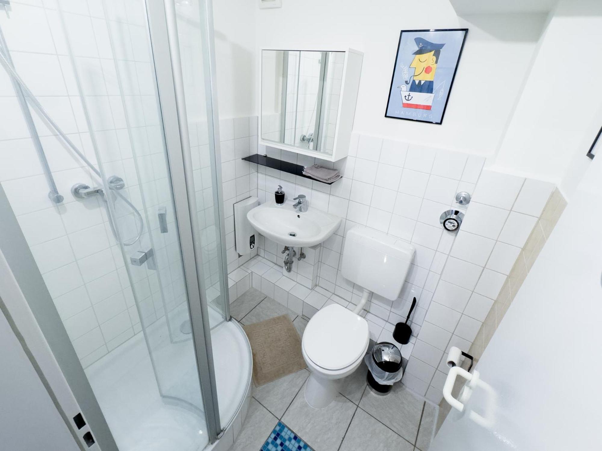 Two-Bedroom Apartment,1538577532:JPEG